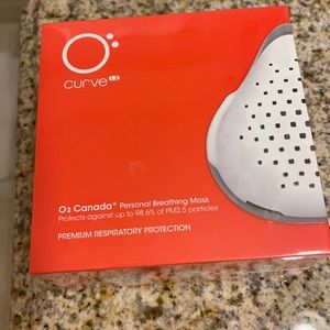 O2 Curve Mask - New in Box (Factory Sealed)